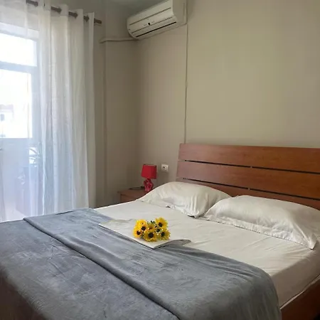 Lägenhet Square Tirana